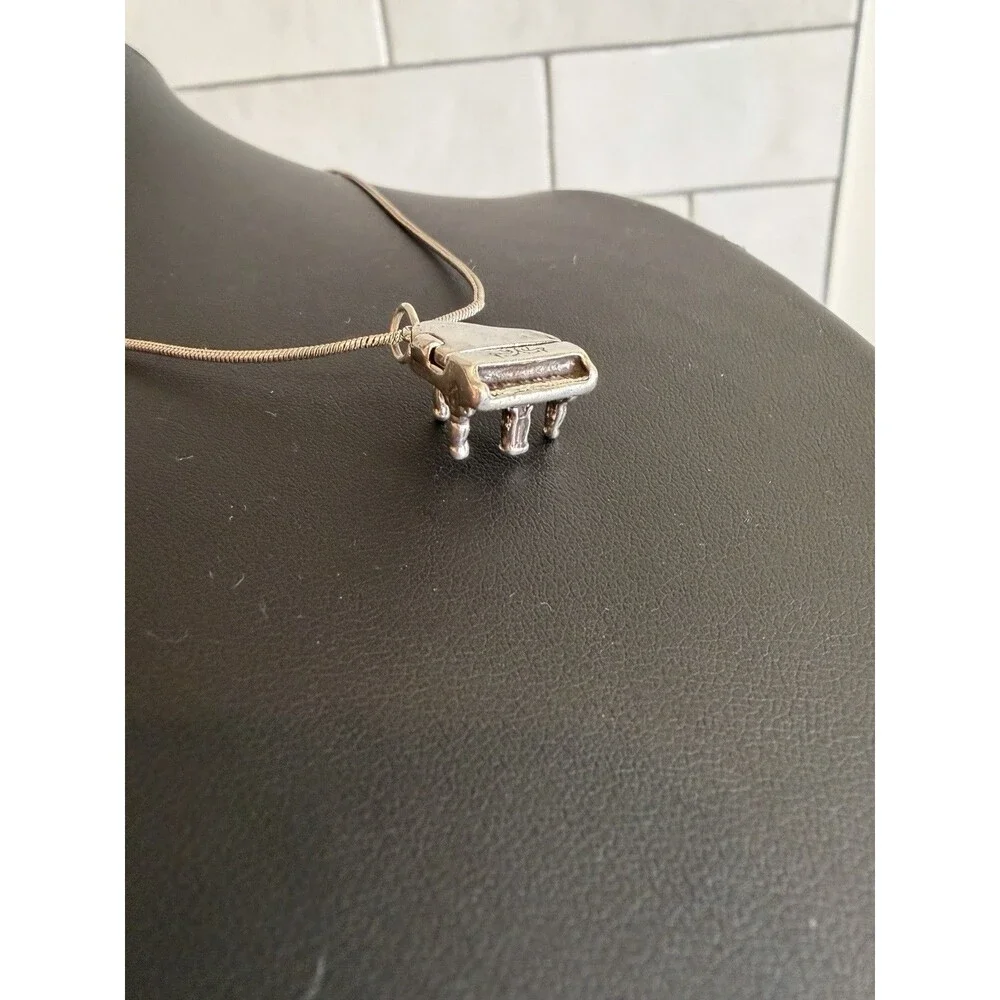 925 Sterling Silver  Vintage Petite Grand Piano Motif Necklace Pendant (OPENS)
